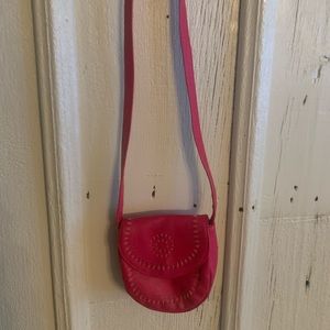 🌼Buy 1 get 1 free when you bundle women’s items.